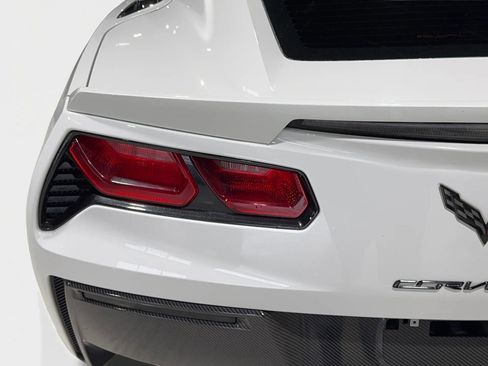 Used 2014 Chevrolet Corvette Premium Cpe w/ 3LT w/ 3LT Preferred Equipment Group image 19