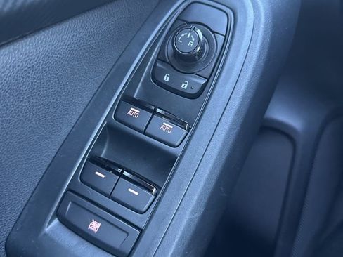 Used 2025 Subaru Crosstrek 2.0i Premium w/ Crosstrek Mirror Package image 24