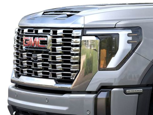 New 2026 GMC Sierra 2500 Denali w/ Denali Reserve Package image 13
