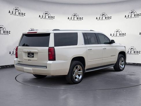 Used 2015 Chevrolet Suburban LTZ RWD image 6
