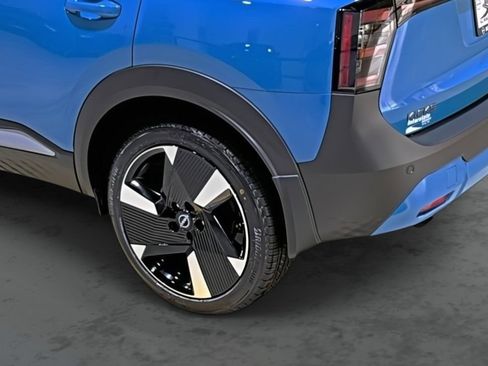 New 2026 Nissan Kicks SR w/ Illumination Package AWD/4WD image 9