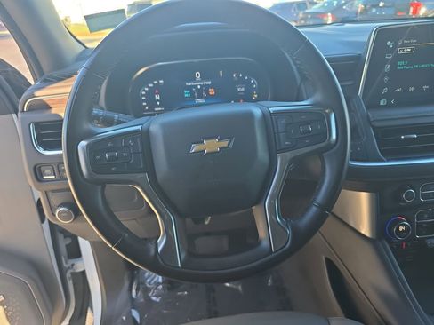 Used 2023 Chevrolet Suburban LT image 19