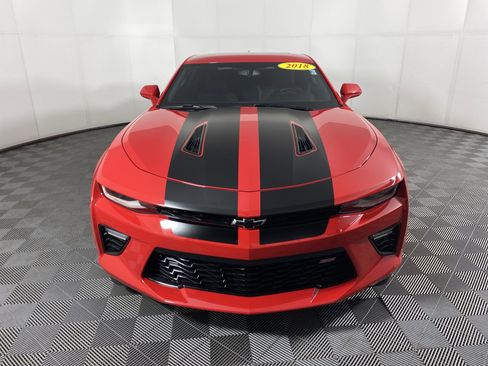 Used 2018 Chevrolet Camaro SS RWD image 13