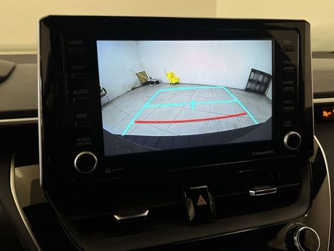 Used 2022 Toyota Corolla SE image 17