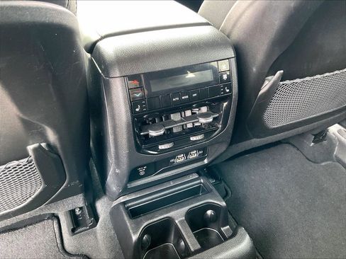 Used 2023 Jeep Grand Cherokee L Limited image 26