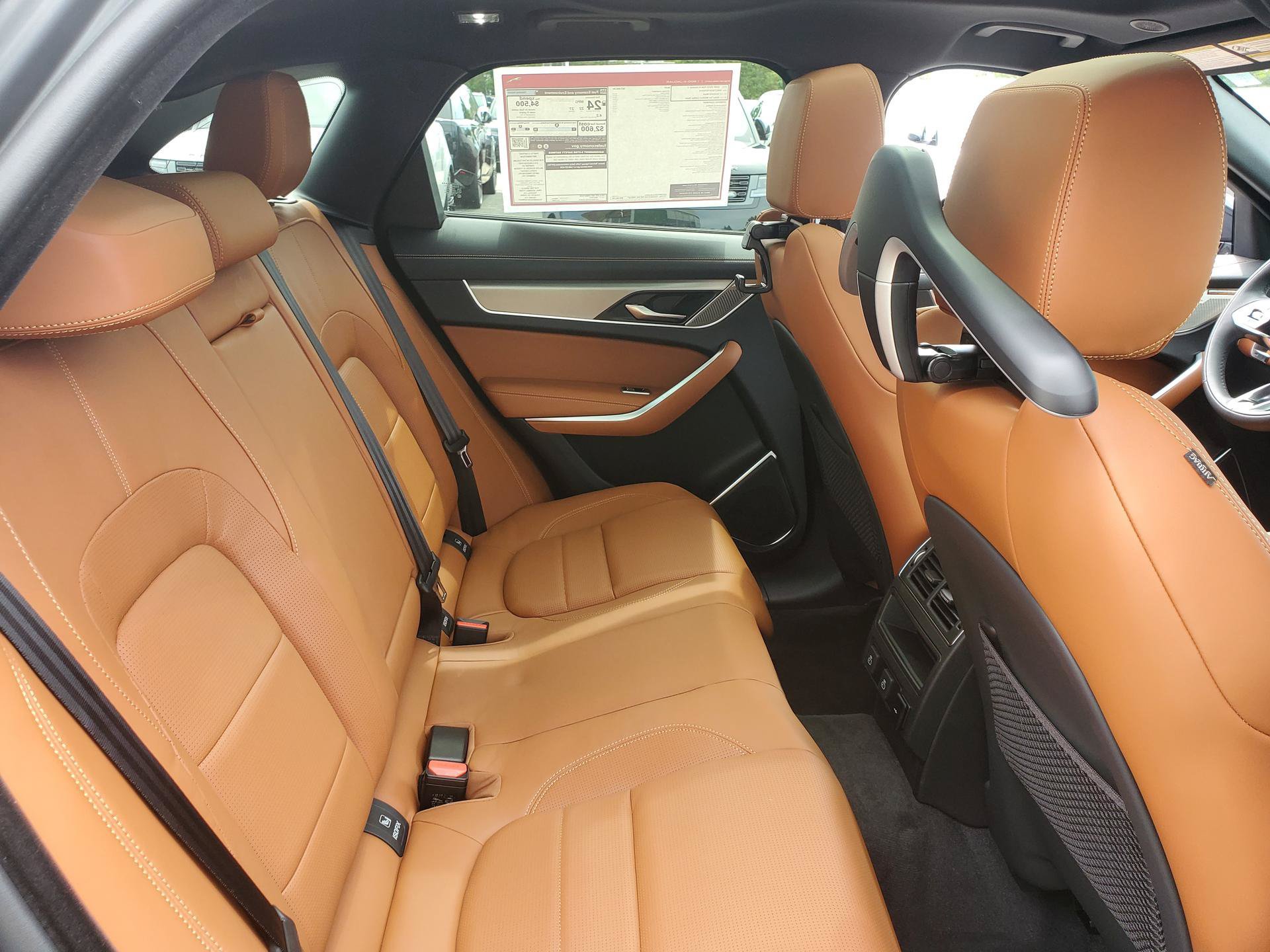 New 2026 Jaguar F-PACE R-Dynamic S AWD/4WD image 17