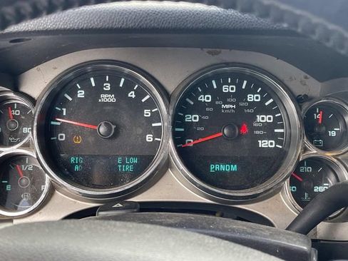 Used 2013 Chevrolet Silverado 1500 LT AWD/4WD image 35