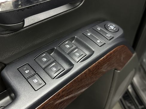 Used 2016 GMC Sierra 1500 SLE w/ SLE Value Package RWD image 12