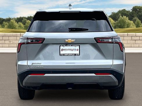Used 2025 Chevrolet Equinox LT FWD image 4