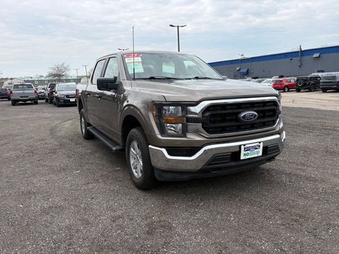 Used 2023 Ford F150 XLT image 2