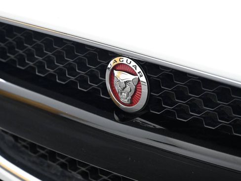 Used 2016 Jaguar F-TYPE S w/ Suedecloth Interior Pack AWD/4WD image 9