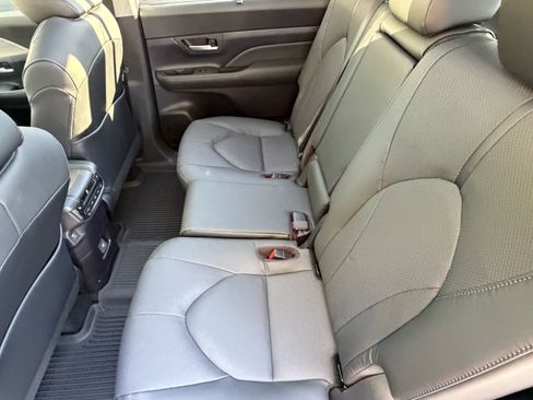 Used 2026 Toyota Grand Highlander FWD image 31