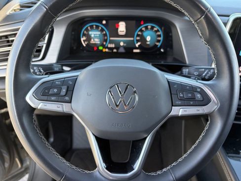 Used 2024 Volkswagen Atlas Cross Sport SE FWD image 24