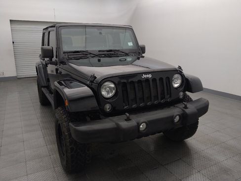 Used 2014 Jeep Wrangler Unlimited Rubicon w/ Max Tow Package image 14