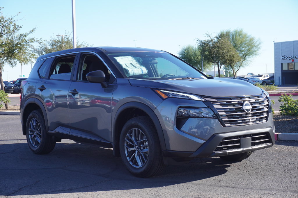New 2027 Nissan Rogue S FWD image 4