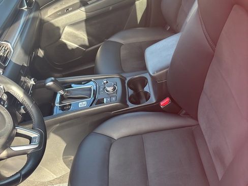 Used 2021 MAZDA CX-5 Touring image 9