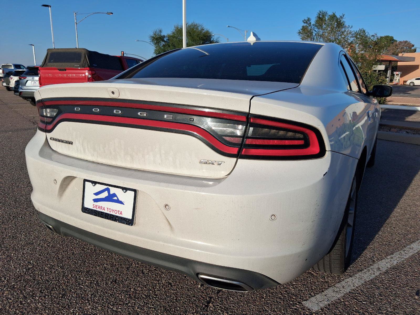 Used 2018 Dodge Charger SXT Plus w/ Beats Audio Group RWD image 12