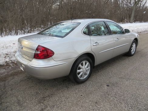Used 2006 Buick LaCrosse CX image 5