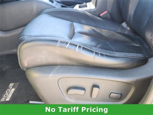 Used 2017 Nissan Rogue Sport SL w/ SL Premium Package image 23