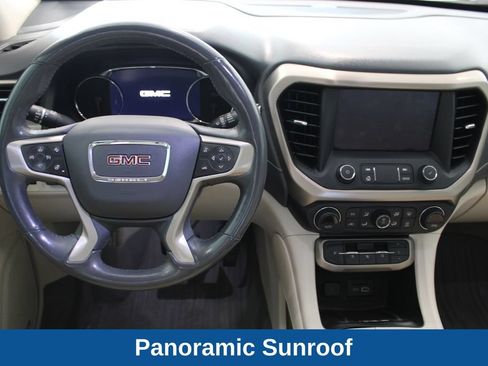 Used 2021 GMC Acadia Denali w/ Denali Ultimate Package AWD/4WD image 7