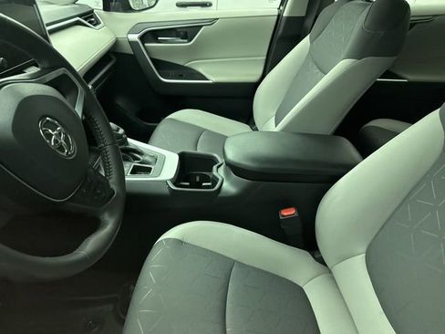 Certified 2024 Toyota RAV4 XLE w/ Convenience Package AWD/4WD image 4