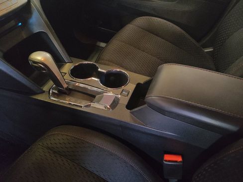 Used 2014 Chevrolet Equinox LS FWD image 26