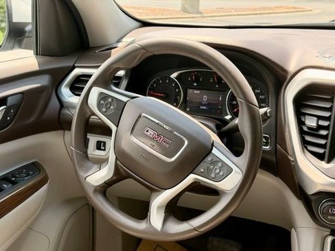 Used 2021 GMC Acadia SLE FWD image 20