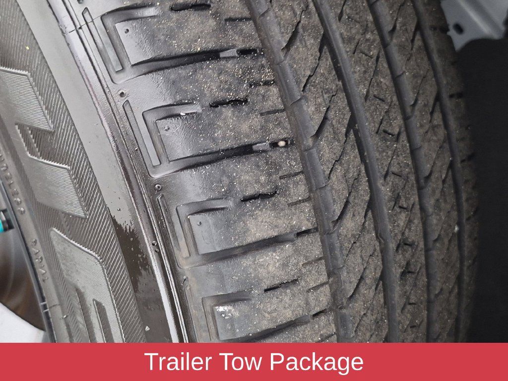 Used 2024 Jeep Grand Cherokee Altitude AWD/4WD image 12