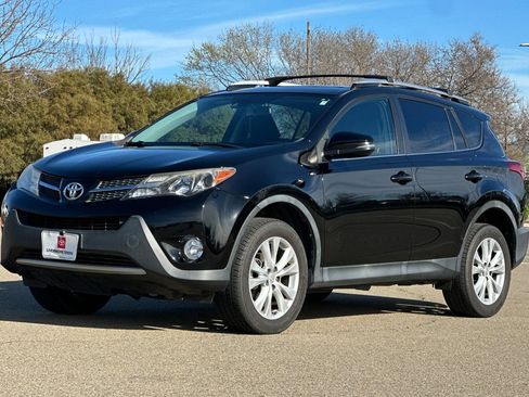 Used 2014 Toyota RAV4 Limited w/ Technology Package image 8