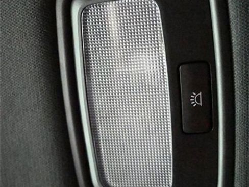 Used 2020 Kia Stinger GT2 image 17