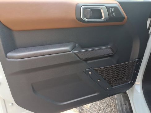 Used 2024 Ford Bronco Outer Banks AWD/4WD image 17