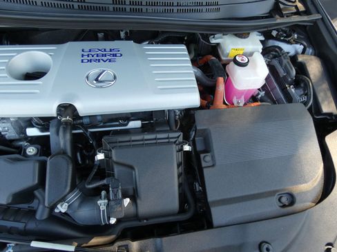 Used 2017 Lexus CT 200h image 71