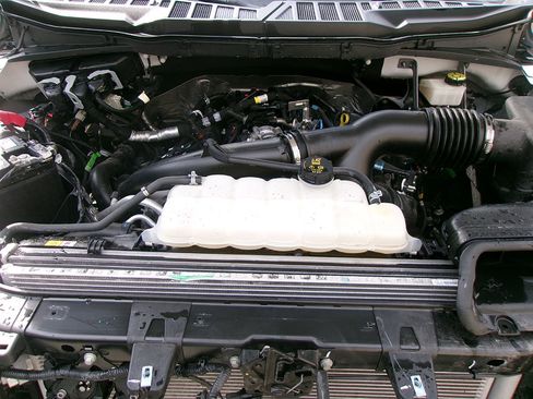 Used 2024 Ford F150 XL AWD/4WD image 9