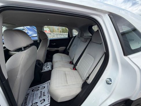 Used 2025 Honda HR-V LX image 10