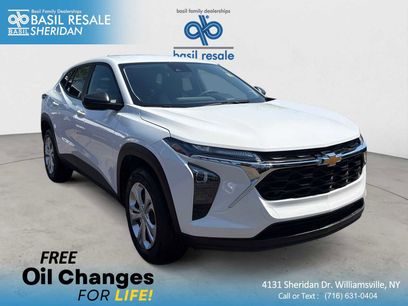 Used 2025 Chevrolet Trax LS