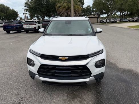 Used 2021 Chevrolet TrailBlazer LT w/ Convenience Package FWD image 13