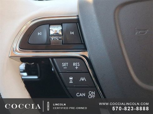 Certified 2022 Lincoln Nautilus Black Label image 22