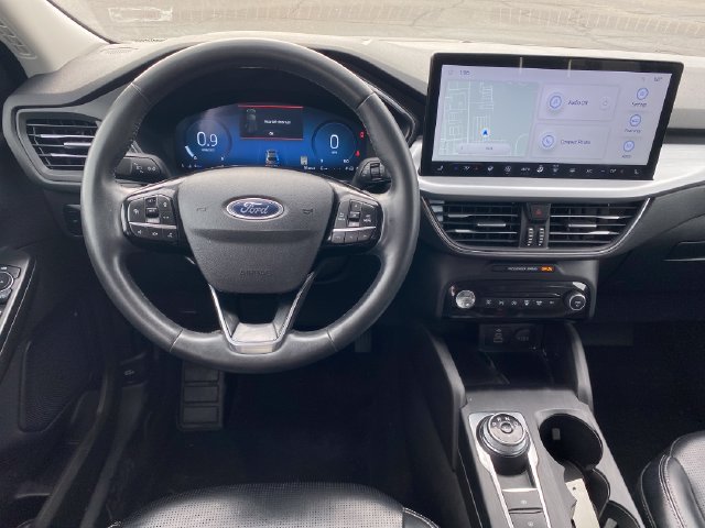 Used 2024 Ford Escape Platinum AWD/4WD image 7