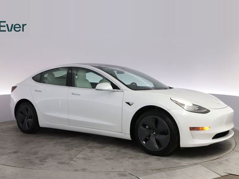 Used 2020 Tesla Model 3 Standard Range Plus RWD image 14