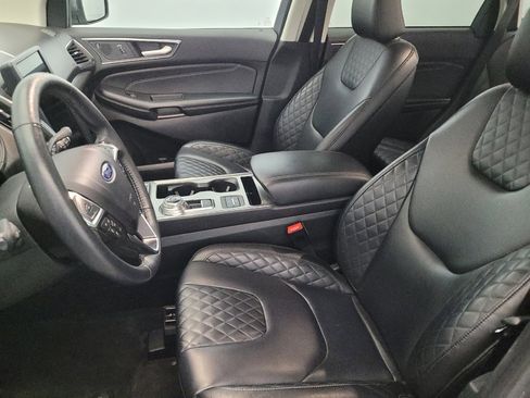 Used 2024 Ford Edge Titanium image 17