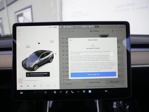 Used 2020 Tesla Model Y Long Range image 51