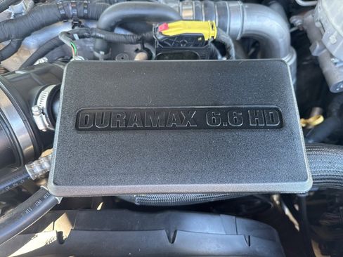 Used 2019 Chevrolet Silverado 2500 LTZ w/ Duramax Plus Package image 46