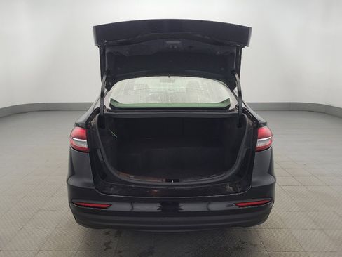 Used 2020 Ford Fusion SE image 29