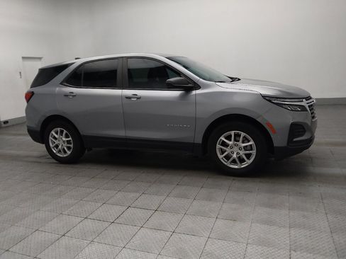 Used 2023 Chevrolet Equinox LS image 11