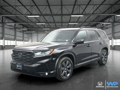 Certified 2025 Honda Pilot Sport