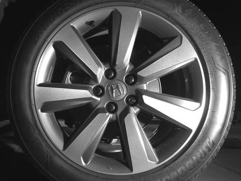 Used 2025 Honda Pilot Touring image 25