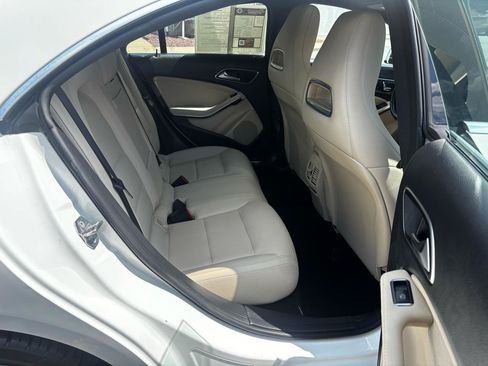 Used 2018 Mercedes-Benz CLA 250 image 21