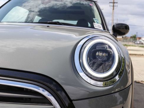 Used 2023 MINI Cooper 2-Door Hardtop FWD image 10