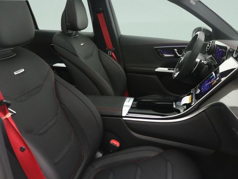 New 2026 Mercedes-Benz GLC 43 AMG 4MATIC image 7