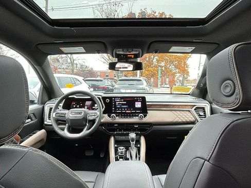 New 2026 GMC Canyon Denali image 26